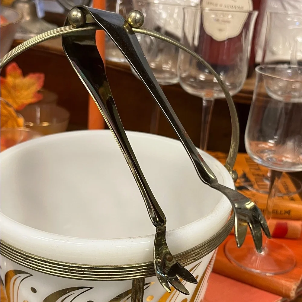 Elegant White and Gold Mid-Century Ice Bucket
